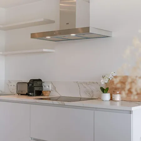 Apartment Huswell - Bright Just Steps From The